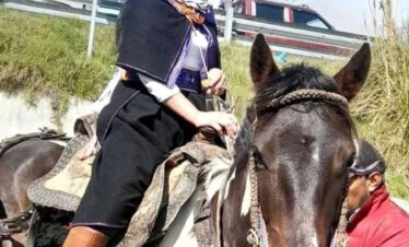 Cabalgata en Loma Lozán